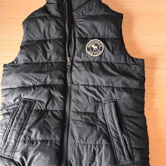 Abercrombie & Fitch Other - Black Puffer Vest with Logo